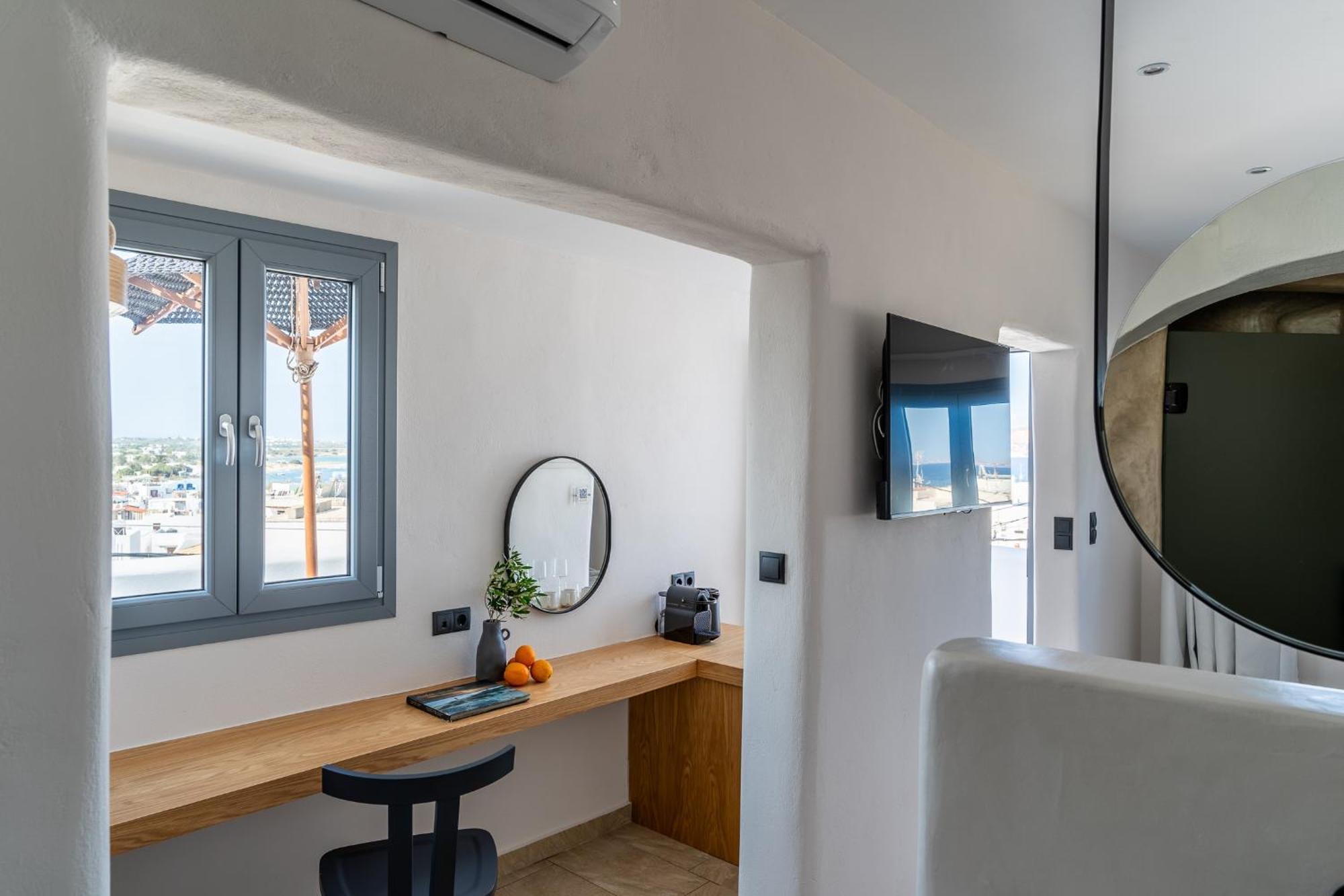 Enalios Sunset Suites Naxos City Exterior photo